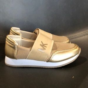 Gold sneakers Michael kors 12